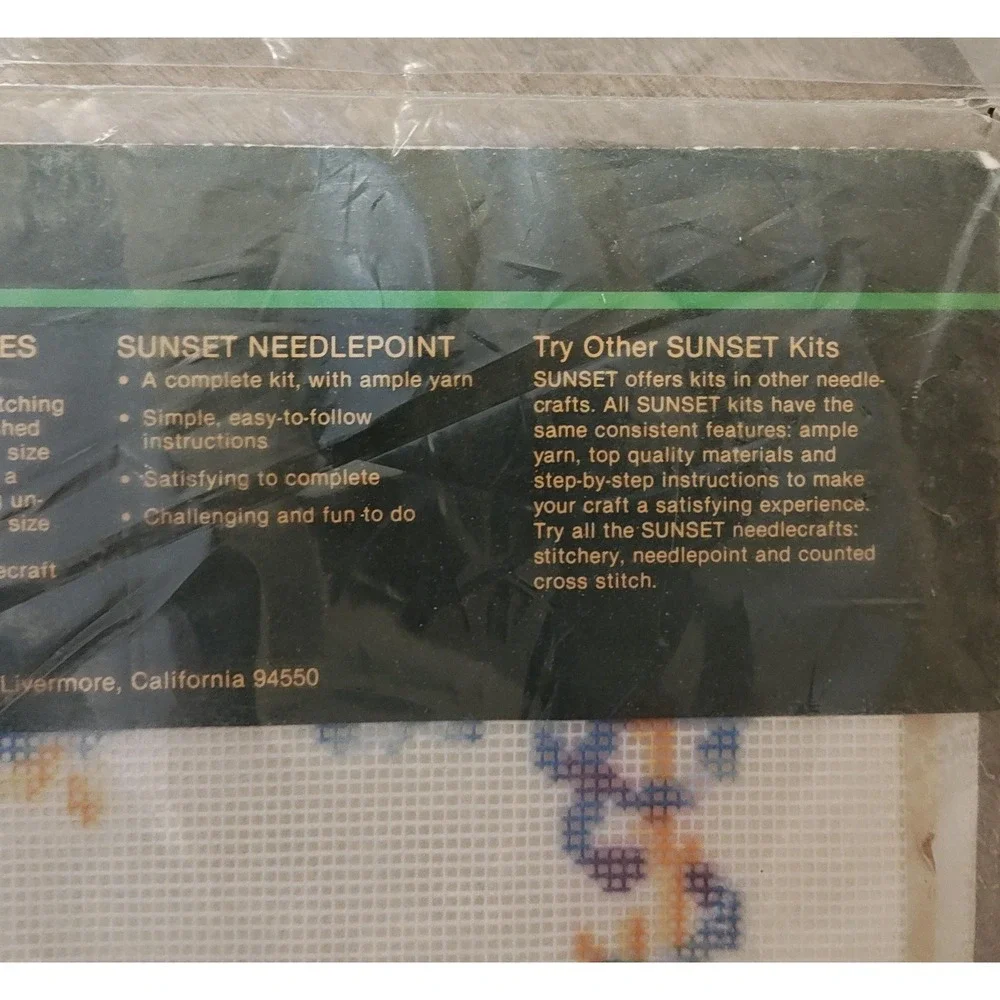 Vintage Sunset‎ Needlepoint Kit 6792 Sentimental Keepsake Heart 25th Anniversary